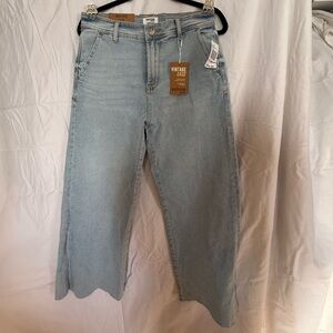 Kensie “the Kaya” Jean